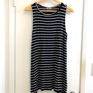 Billabong Scoopneck Flared Hemline Black & White Striped Midi Dress Size Medium.